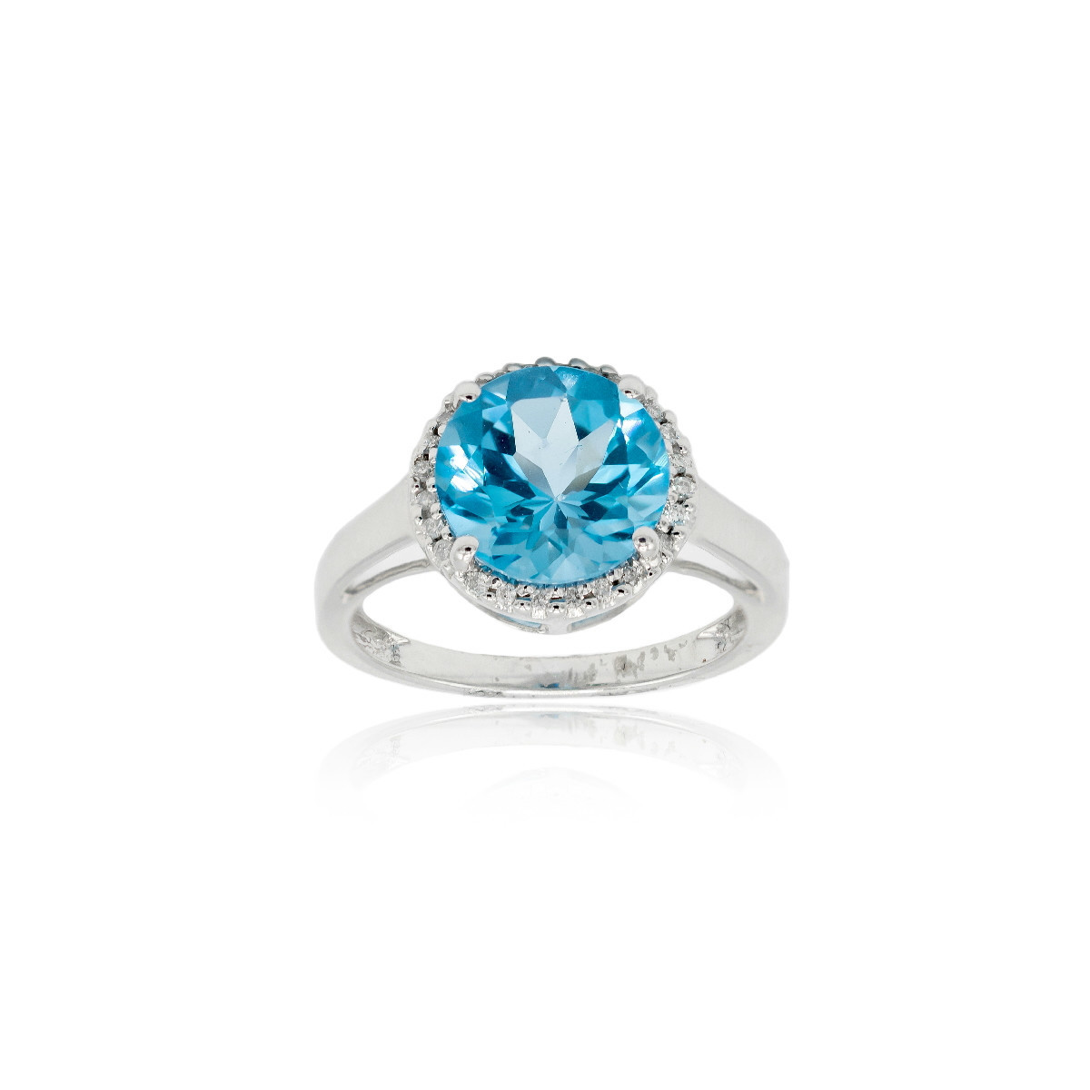 White Gold and Topaz Ring