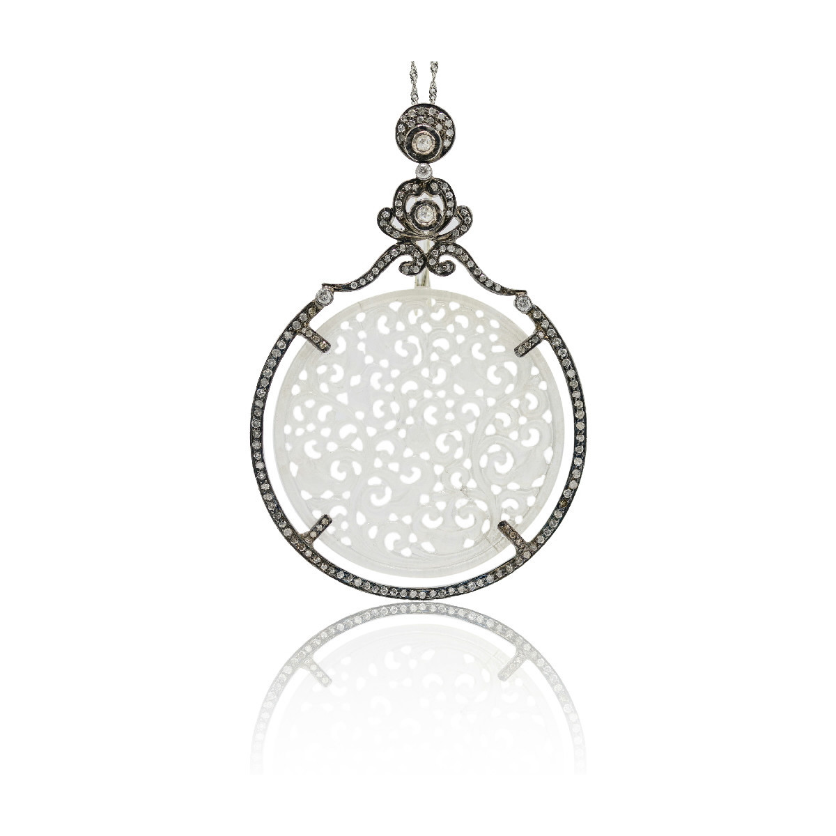 Gold and silver pendant with Jade