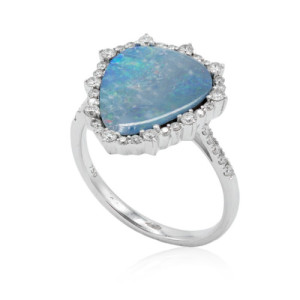 Anillo diamantes y ópalo