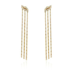 Earrings gold and diamonds
