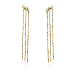 Earrings gold and diamonds