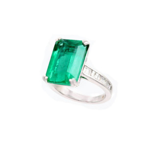 Ring Kira