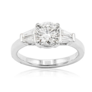 Gold and diamonds ring