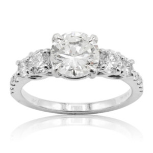 Anillo oro y diamantes