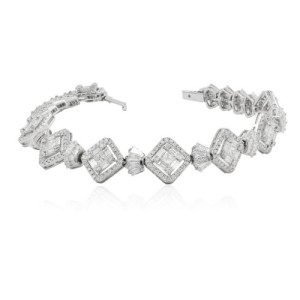 Gold and Diamonds Bracelet