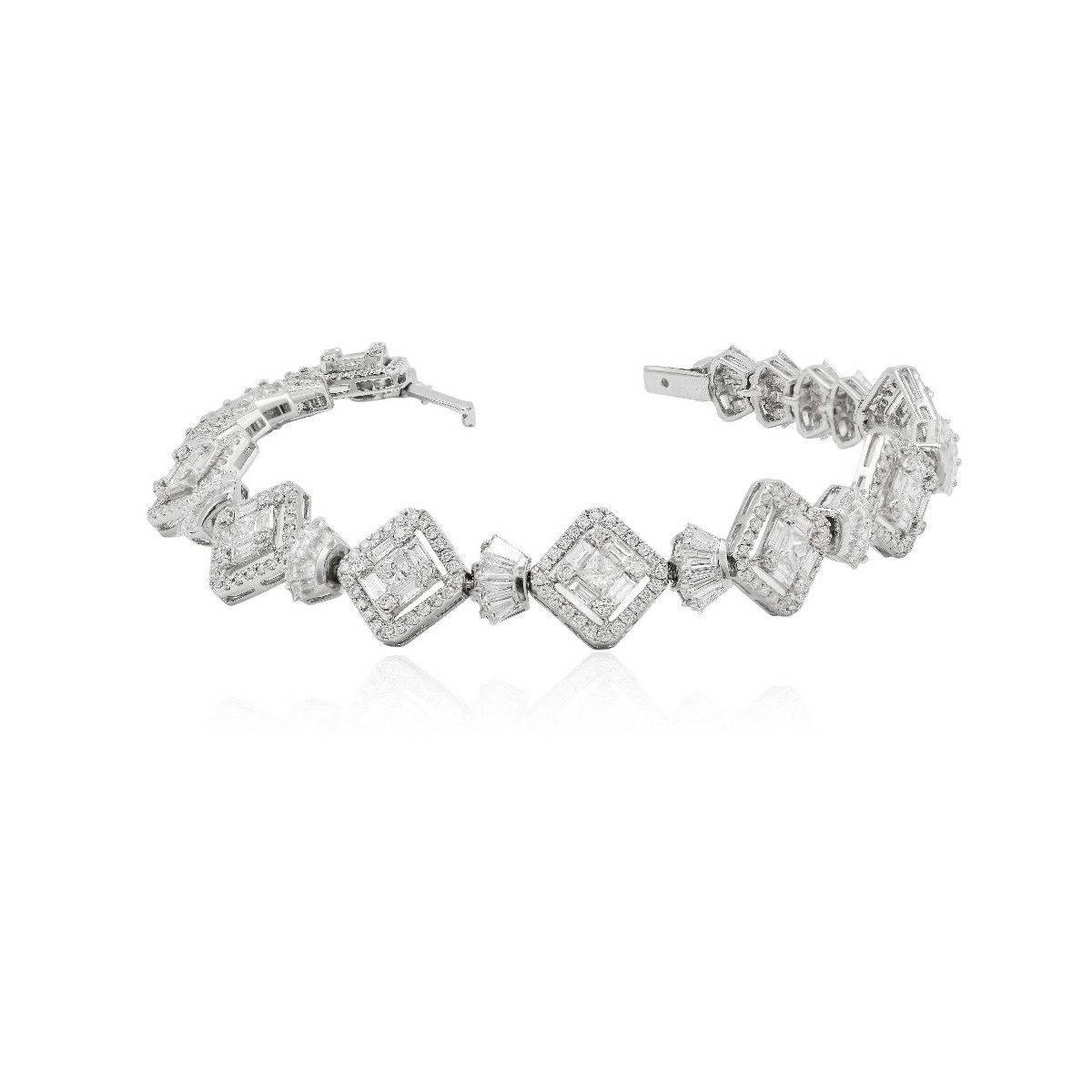 Gold and Diamonds Bracelet
